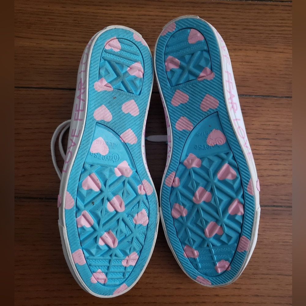 Like New Converse CTAS Love The Progress Leather Sneakers - Picture 10 of 11